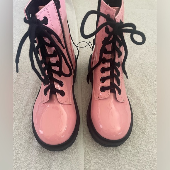 NWOT Soda Light Pink Rubber Combat Ankle Boots - Picture 5 of 8